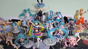 A Vocaloid Collector’s Dream: Exploring Hatsune Miku, Megurine Luka, and Kagamine Len Figures